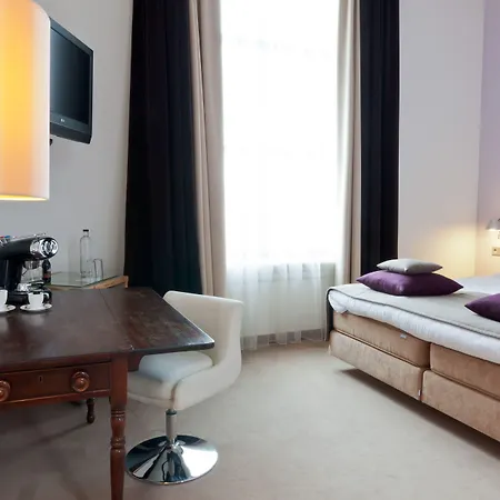 Suitehotel Pincoffs Hotel 4*