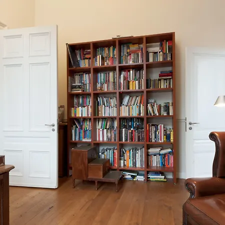 Suitehotel Pincoffs Hotel 4*