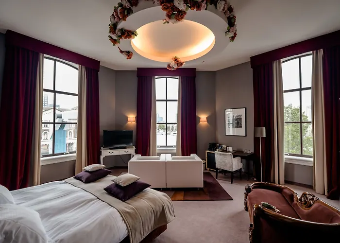 سويتهوتيل بينكوفس