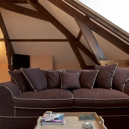 Suitehotel Pincoffs מלון